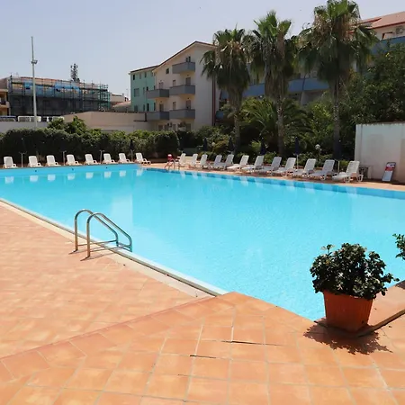 Hotell La Cicala Brolo